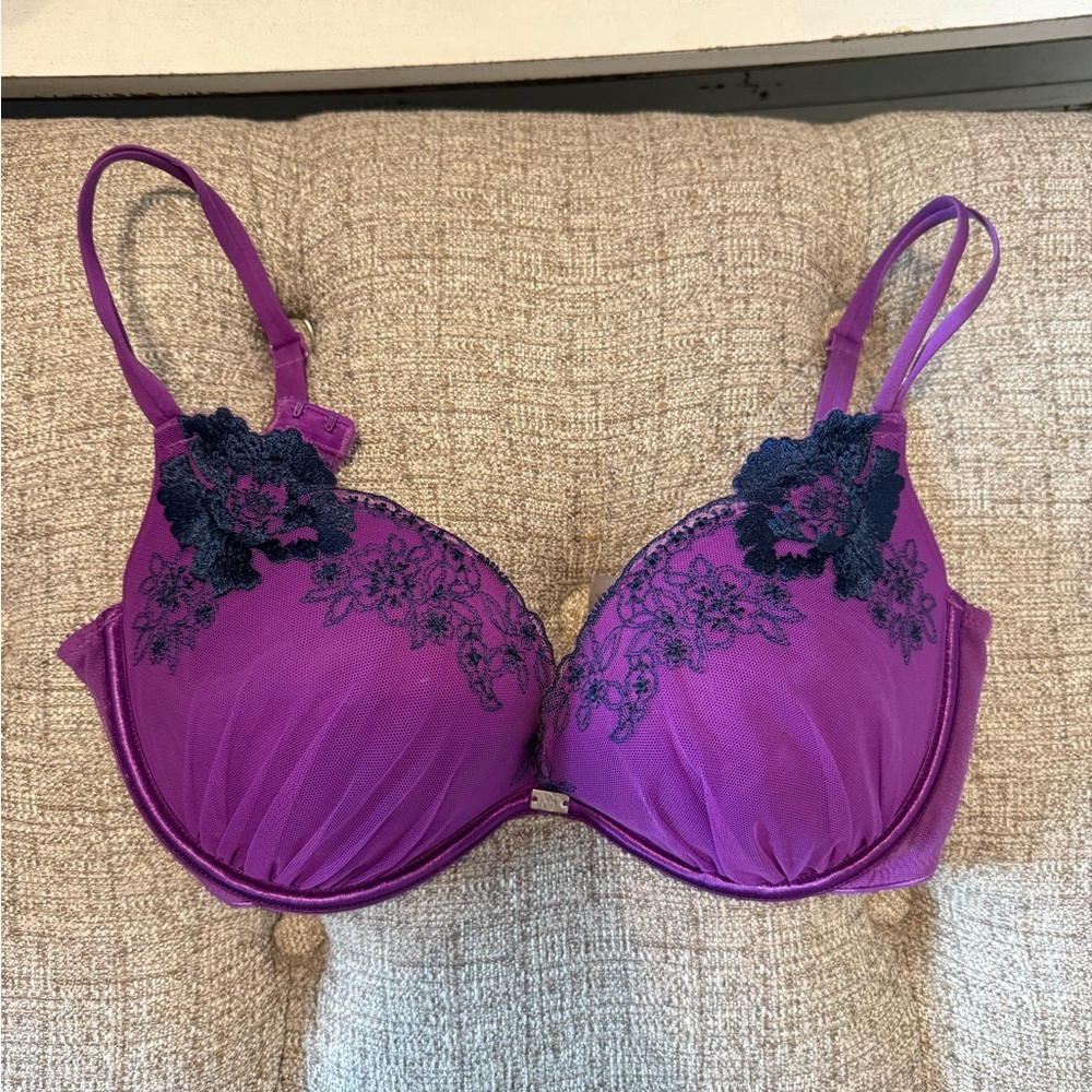 Victoria's Secret Vibrant Purple Bra with Navy Lace 34D